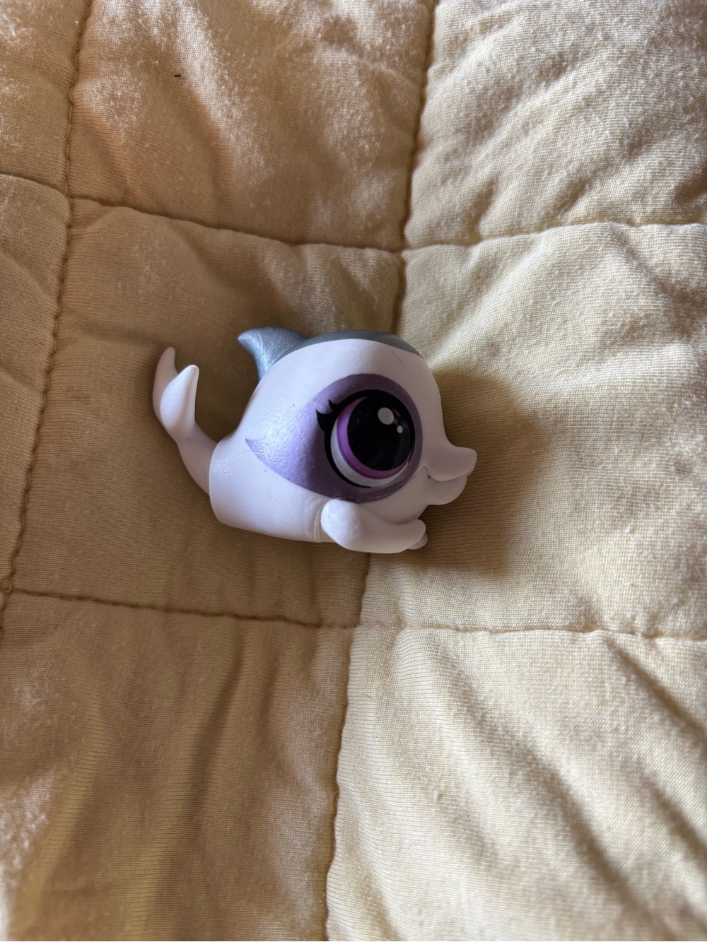 Littlest Pet Shop White & Purple Dolphin Figure